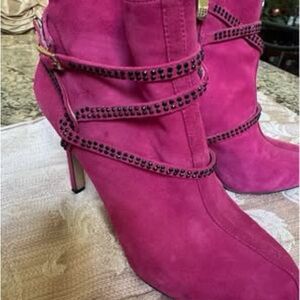 Vince Camuto Fuchsia Suede Heeled Boots